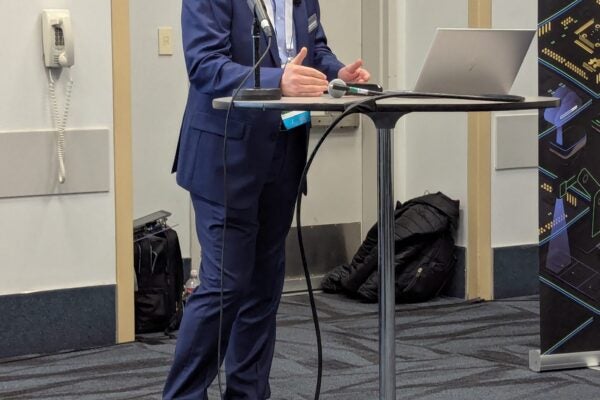 PXL_20251106_011918058